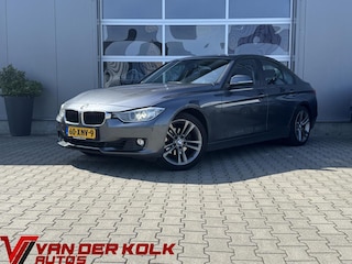 BMW 320i Upgrade Edition Automaat | Navigatie | Cruise | Climate | Sensoren | Lichtmetaal