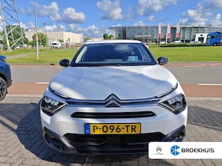 Citroën C4 Feel Pack 50 kWh | Achterbank in delen neerklapbaar | Achteropkomend verkeer waarschuwing | Achteruitrijcamera