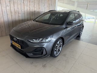 Ford Focus Wagon 1.0 EcoB. ST L. Bns