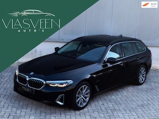 BMW 5-serie Touring 530e Luxury trekhaak, btw!