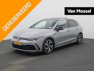 Volkswagen Golf 1.5 eTSI Aut. R-Line | Panoramadak | IQ Light | BlackStyle | Winterpakket | HeadUp Display | 18" Velgen |