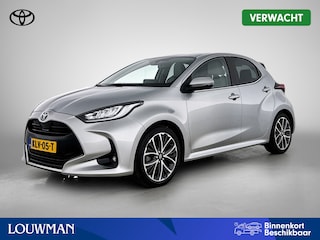 Toyota Yaris 1.5 Hybrid Style | BTW Voertuig | lichte kleur interieur | Half leder/stof | Stoelverwarming | 17" velgen | Navigatie | Apple CarPlay/Android auto | Cruise Control Adaptive | Climate Control |