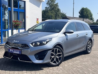 Kia Ceed Sportswagon 1.6 GDI PHEV ExecutiveLine | 10 jaar garantie, Stoelventilatie, Elektr. stoel, Digitaal Display, Leer, Elektr. achterklep, 1e eigenaar, 1300kg trekgewicht!