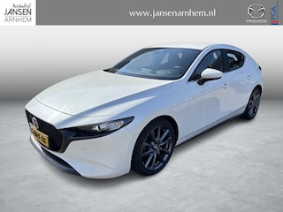 Mazda 3 HB 2.0 e-SkyActiv-X 180 M Hybrid Comfort met Bose , Trekhaak, Leder, Bose, Adap.Cruise, Navi, Apple, LMV 18 Inch, Camera, PDC, Stuur/Stoelverwarming