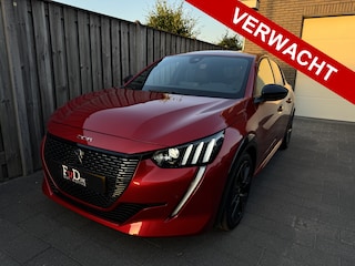 Peugeot 208 1.2 GT Aut VirtualCockpit Carplay Camera Navi Sportstoelen Led 17" Pdc GT-Line