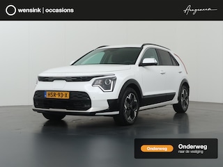 Kia Niro Light Advanced 64.8 kWh | Stoel / Stuurwielverwarming | Navigatie | Parkeercamera | Cruise Control Adaptief |