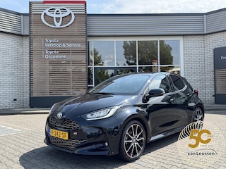 Toyota Yaris 1.5 Hybrid GR SPORT 18"LM-VELGEN LED STOELVERW. APPLE/ANDROID AD-CRUISE