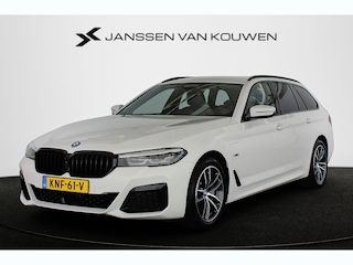 BMW 5-serie Touring 530e M Sport Trekhaak Adaptieve Cruise Control 360 Camera