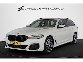 BMW 5-serie Touring 530e M Sport Trekhaak Adaptieve Cruise Control 360 Camera