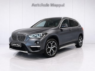 BMW X1 xDrive20i X-Line*Trekhaak*Pano*LED+*PDC*HiFi*Driving-Assistant