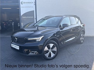 Volvo XC40 1.5 T4 Plug-in hybrid Plus Dark | Zwenkbare trekhaak | Adaptieve cruise | Memory | Haman Kardon | Blis |