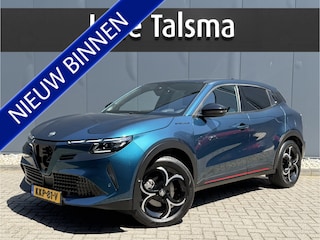 Alfa Romeo Junior 1.2 Turbo Hybrid Ibrida Speciale | Automaat | Pack techno | Stoelverwarming | Electrische kofferklep | Camera achter | Apple Carplay/Android auto