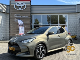 Toyota Yaris 1.5 Hybrid 115 FIRST EDITION NL-AUTO 1E-EIG KEYLESS LED NAVI CAMERA APPLE/ANDROID PRIVACY GLASS AD-CRUISE CLIMA