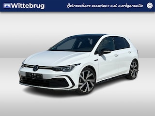 Volkswagen Golf 1.5 eTSI 150pk DSG R-Line Business / Panoramadak / Black Style / Elek Zwenkbare Trekhaak / Camera / App-Connect / Stuur & Stoelverwarming / 18" LMV