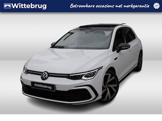 Volkswagen Golf 1.5 eTSI 150pk DSG R-Line Business / Panoramadak / Black Style / Elek Zwenkbare Trekhaak / Camera / App-Connect / Stuur & Stoelverwarming / 18" LMV