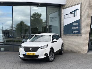 Peugeot 2008 1.2*130PK*AUTOM*NAVI*ECC*HAAK*CRUISE*CARPLAY*