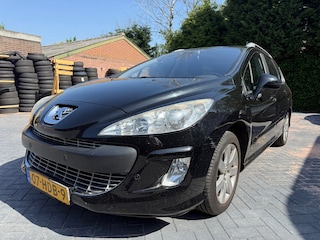 Peugeot 308 1.6 THP XT / Parkeersensoren / Airco / CruiseControl / Bluetooth