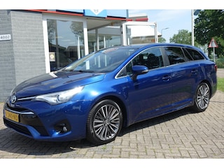 Toyota Avensis Touring Sports 1.8 VVT-i 147pk Executive Business Premium | LEDER | CAMERA | TREKHAAK | NAVI