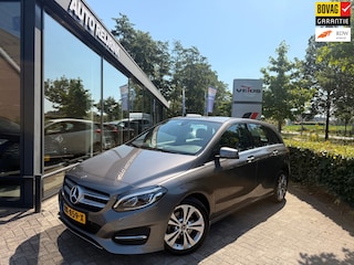 Mercedes-Benz B-klasse 180 Ambition, trekhaak, parkeersens V+A cruise control