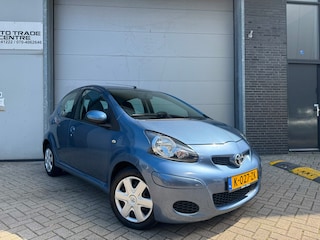Toyota Aygo 1.0-12V Access [Airco | Carplay | Bluetooth | Elek. pakket]