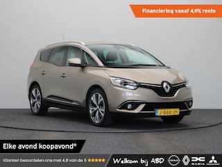 Renault Scénic TCe 140pk Intens 5p | Trekhaak | 1800kg geremd | Parkeersensoren voor/achter | Adaptieve cruise control |