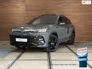 Volkswagen Tiguan 1.5 eTSI R-Line Edition | Verlengde fabrieks garantie tot 2030 | IQ.Light HD | Pano | Trekhaak | ErgoActive
