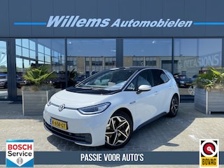 Volkswagen ID.3 First Plus 58 kWh Camera, Adaptive Cruise & IQ Lights