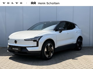 Volvo EX30 Single Motor Extended Range Plus 69 kWh Getint glas | Harman Kardon | 19 inch lichtmetalen velgen | Google Maps & Infotainment | Park Assist voor & achter met camera | Elektrisch bedienbare achterklep | Crystal White metallic