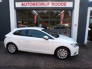 Seat Leon SC 1.2 TSI Style TOP STAAT, VELE EXTRA'S! LET OP DONDERDAG EN VRIJDAG TROPEN TIJDEN VAN 07:00 tot 14:00 !!