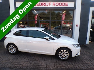 Seat Leon SC 1.2 TSI Style TOP STAAT, VELE EXTRA'S! LET OP DONDERDAG EN VRIJDAG TROPEN TIJDEN VAN 07:00 tot 14:00 !!