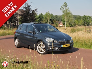 BMW 2-serie Tourer 225xe Centennial High Executive | Panoramadak | Head-Up Display | Parkeersensoren | Leer | NL-Auto |