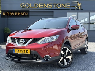 Nissan Qashqai 1.2 N-Connecta 360°Camera,Pano,Trekhaak,Navi,Clima,Cruise,Pdc V+A,Lm velgen,6 Bak,Dakrails,N.A.P,115pk,Apk tot 11-2026