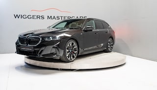 BMW 530E M-SPORT , Panodak, Harman &amp; Kardon, Leder, 21 Inch, 360 camera Trekh, BTW
