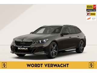BMW 5-serie Touring 550e xDrive|Full|B&W|Pano|Fiscaal€72.800