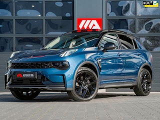 Lynk & Co 01 1.5 | Black Edition | Panoramadak|360° Camera|ACC|Stoelverwarming|Navi|Carplay