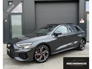 Audi A3 Sportback 45 TFSIe S edition Competition PANO l LED