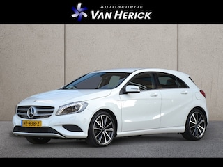 Mercedes-Benz A-klasse 180 Urban Automaat | Sportstoelen | Bi-xenon | Stoelverwarming