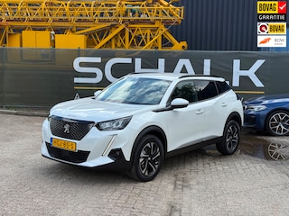 Peugeot 2008 1.2 PureTech Allure|Navi|CarPlay|Camera|1eig