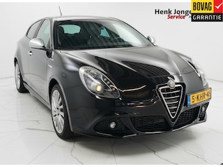 Alfa Romeo Giulietta 1.4 T Business Executive Automaat Rijklaar + 12 maanden Bovag-garantie Henk Jongen Auto's in Helmond,  al 50 jaar service zoals 't hoort!