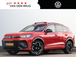 Volkswagen Tiguan 1.5 eHybrid 272pk R-Line Business | 1e eigenaar | Harman/Kardon | Head-up | Panoramadak | Black style |