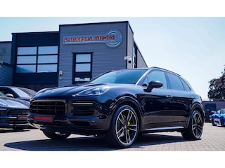 Porsche Cayenne 3.0 E-Hybrid Platinum Edition | Panorama | Sport Chrono | Lane Assist | Trekhaak | Luchtvering | Stoelventilatie