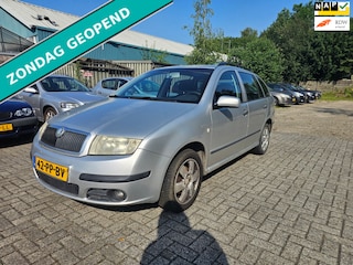 Skoda Fabia Combi 1.4-16V Elegance | INRUILKOOPJE | EXPORT | AUTO GAAT ZO WEG |