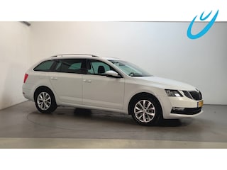 Skoda Octavia Combi 1.5 TSI 150pk DSG Greentech Sport Business Parkeersensoren Stoelverwarming Trekhaak App Connect