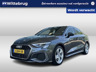 Audi A3 Limousine 30 TFSI 110pk S edition / 2X S-Line / Navigatie / Climatecontrol / Parkeersensoren achter / 17'' LMV TRANS