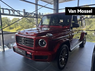 Mercedes-Benz G-klasse 500 | AMG LINE | 20 INCH MULTISPAAK | BURMESTER | RIJ-ASSISTENTIE PAKKET | SCHUIF-KANTELDAK | STOELVENTILATIE | ORIGINELE KLEUR HYACINTROOD | GRIJZE WRAP |