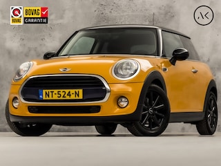 Mini Cooper 1.5 Cooper Sport (NAVIGATIE, STOELVERWARMING, GETINT GLAS, SPORTSTOELEN, CRUISE, NIEUWE APK, NIEUWSTAAT)