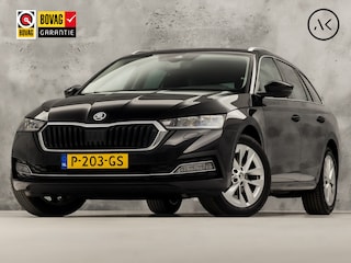 Skoda Octavia Combi 1.0 e-TSI Sport Automaat (VIRTUAL COCKPIT, APPLE CARPLAY, GROOT NAVI, STOELVERWARMING, SPORTSTOELEN, GETINT GLAS, ADAPTIVE CRUISE, CAMERA, SFEERVERLICHTING, NIEUWSTAAT)