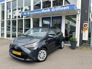 Toyota Aygo 1.0 VVT-i X-Play I Camera I Cruise control I Airco I LM velgen