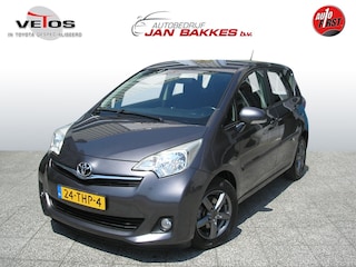 Toyota Verso-S 1.3 VVT-i Aspiration automaat trekhaak + kras