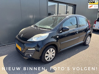 Peugeot 107 1.0 Active / Airco / Radio!